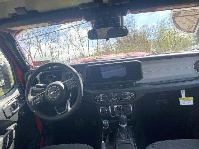 2025 Jeep Wrangler Vehicle Photo in Doylsetown, PA 18901