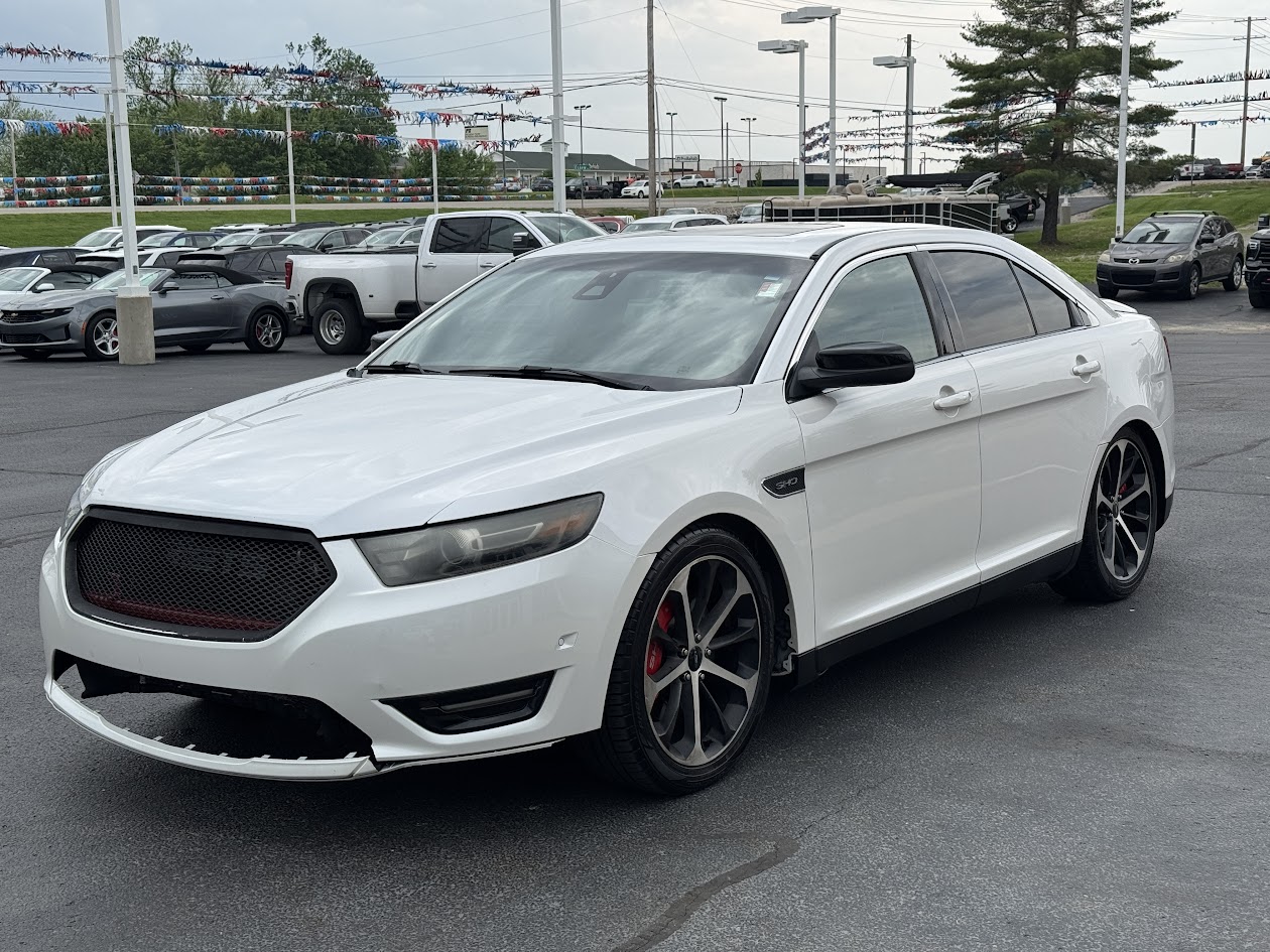 2013 Ford Taurus Vehicle Photo in BOONVILLE, IN 47601-9633