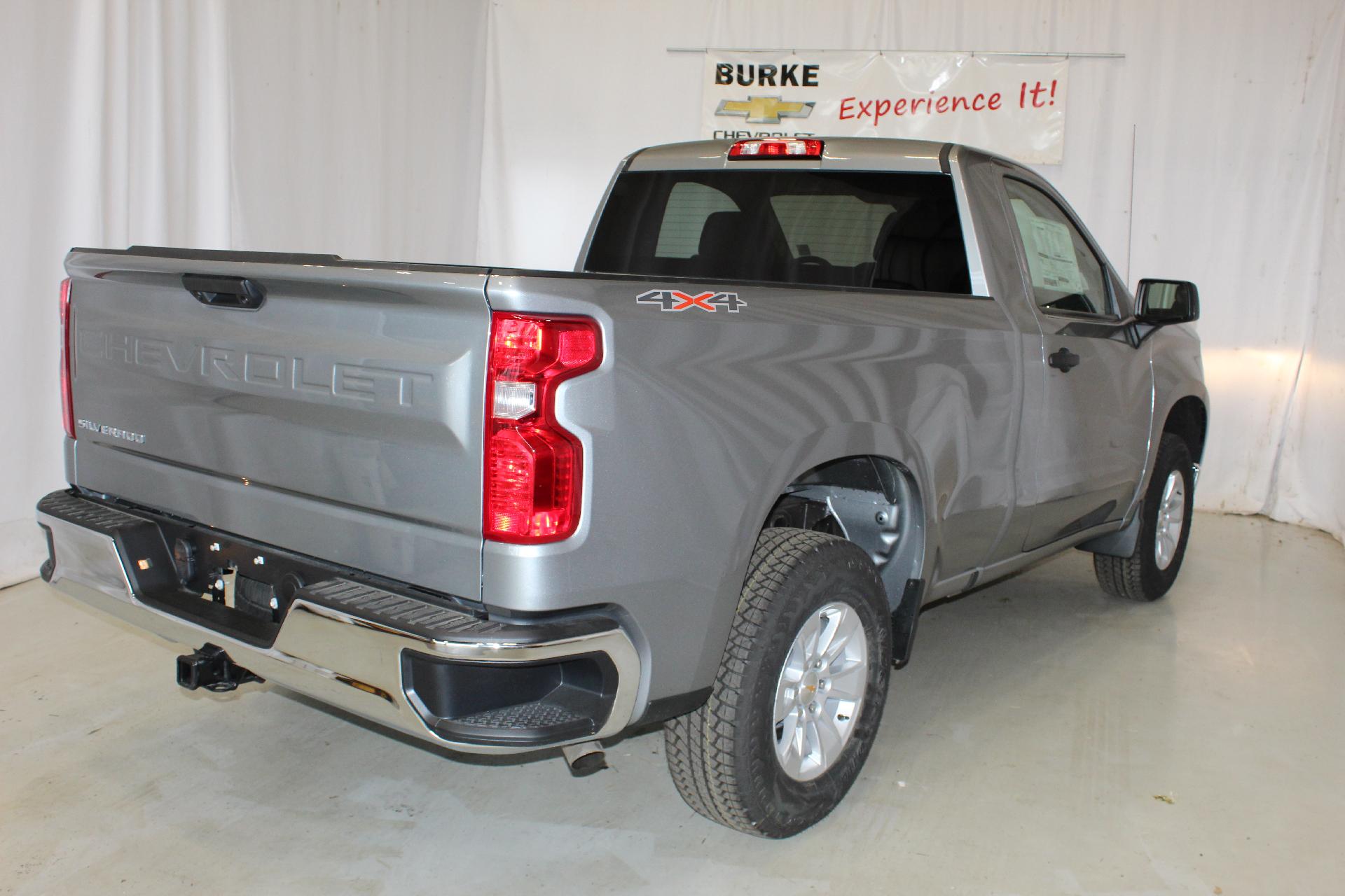 2025 Chevrolet Silverado 1500 Vehicle Photo in NORTHAMPTON, MA 01060-1120