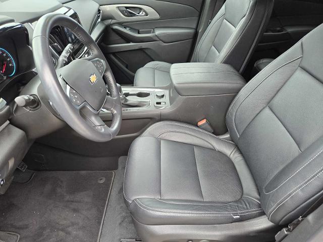 2022 Chevrolet Traverse Vehicle Photo in DENTON, TX 76210-9321