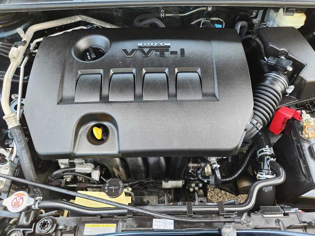 2018 Toyota Corolla Vehicle Photo in DENTON, TX 76210-9321