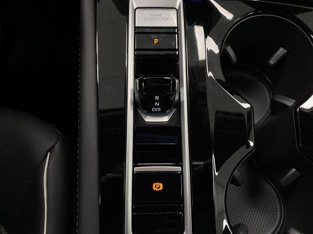 2025 Volkswagen Atlas Vehicle Photo in Appleton, WI 54913