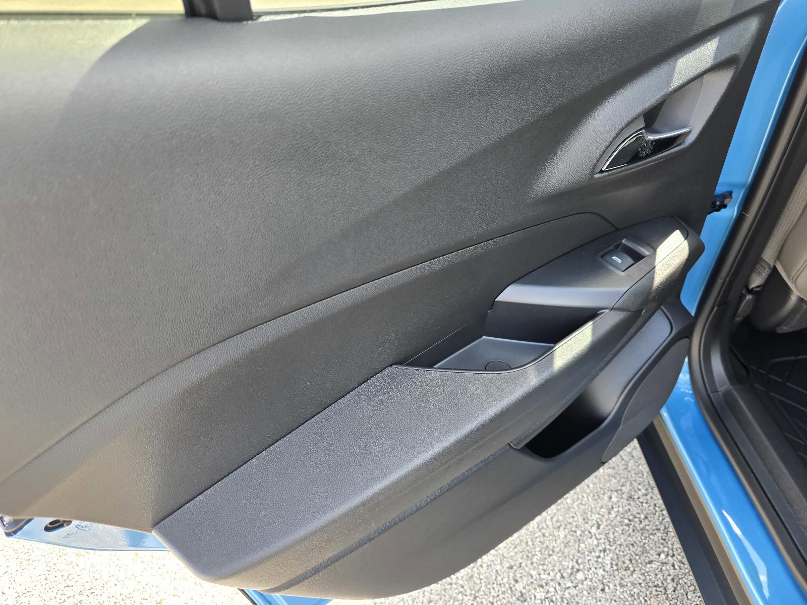 2025 Chevrolet Trax Vehicle Photo in Rolla, MO 65401