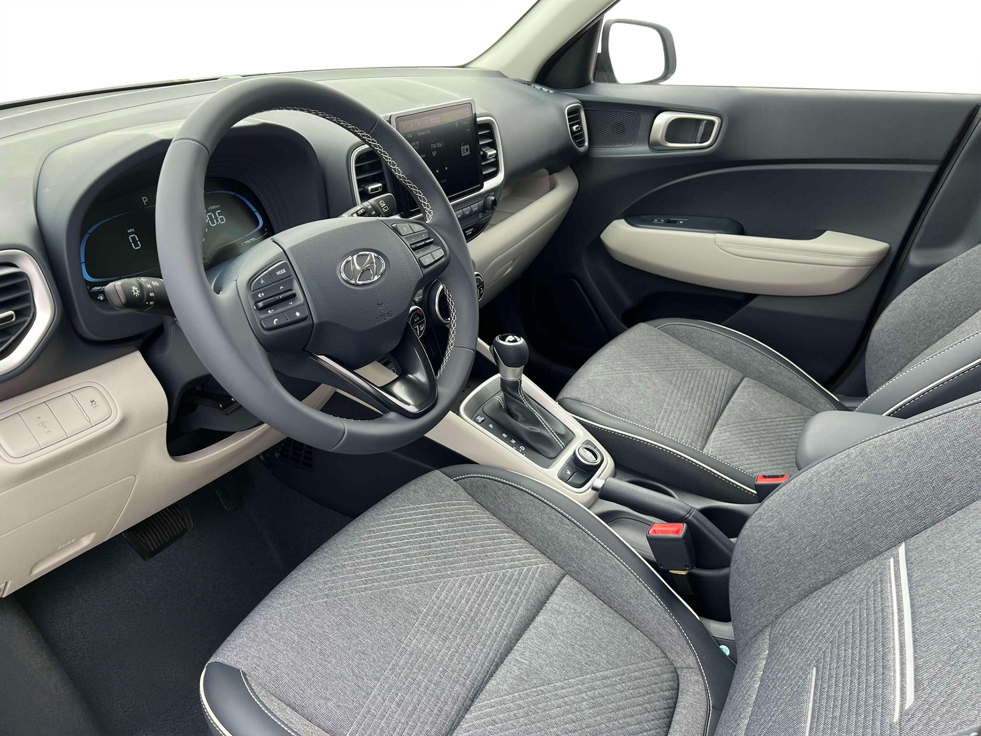 2025 Hyundai VENUE Vehicle Photo in Harrisburg, PA 17111