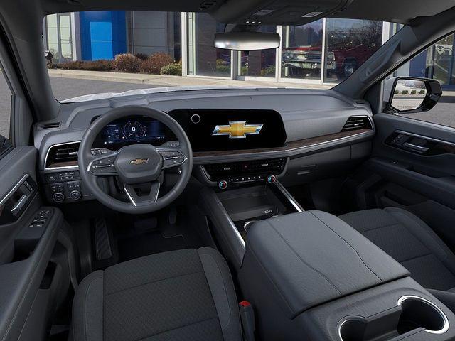 2025 Chevrolet Suburban Vehicle Photo in DANBURY, CT 06810-5034