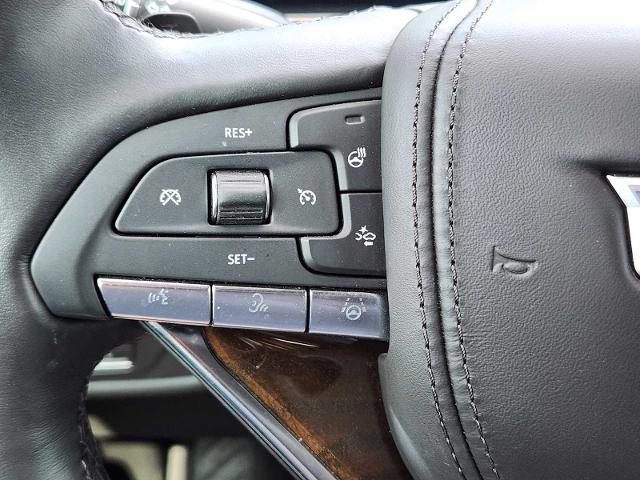 2024 Cadillac Escalade Vehicle Photo in DENTON, TX 76210-9321
