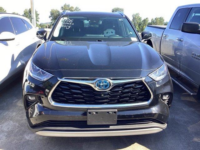 2021 Toyota Highlander Vehicle Photo in PUYALLUP, WA 98371-4149