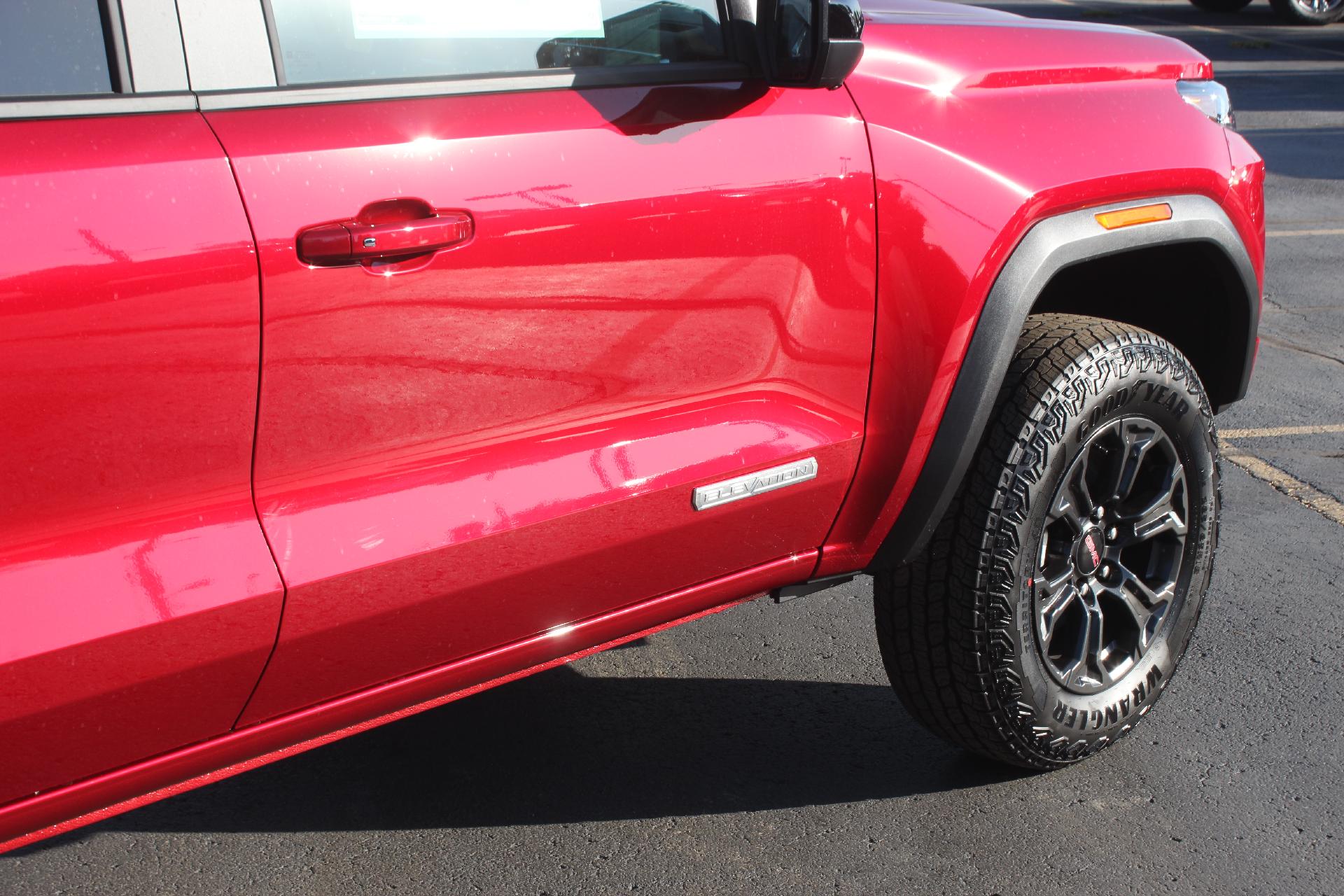 2024 GMC Canyon Vehicle Photo in AURORA, CO 80012-4011