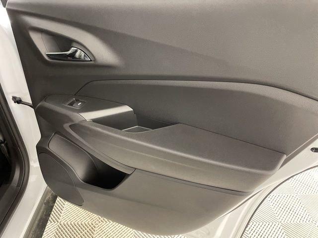 2025 Chevrolet Trax Vehicle Photo in PHOENIX, AZ 85014-3381