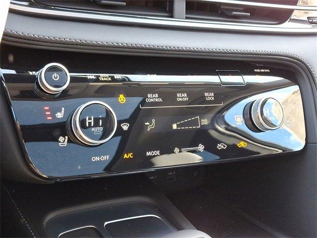 2025 INFINITI QX60 Vehicle Photo in Willow Grove, PA 19090