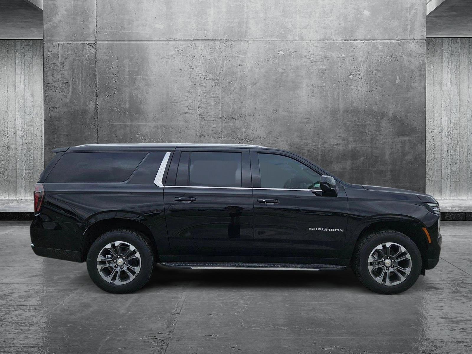 2025 Chevrolet Suburban Vehicle Photo in AUSTIN, TX 78759-4154