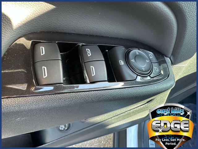 2022 Chevrolet Equinox Vehicle Photo in Roslyn, NY 11576