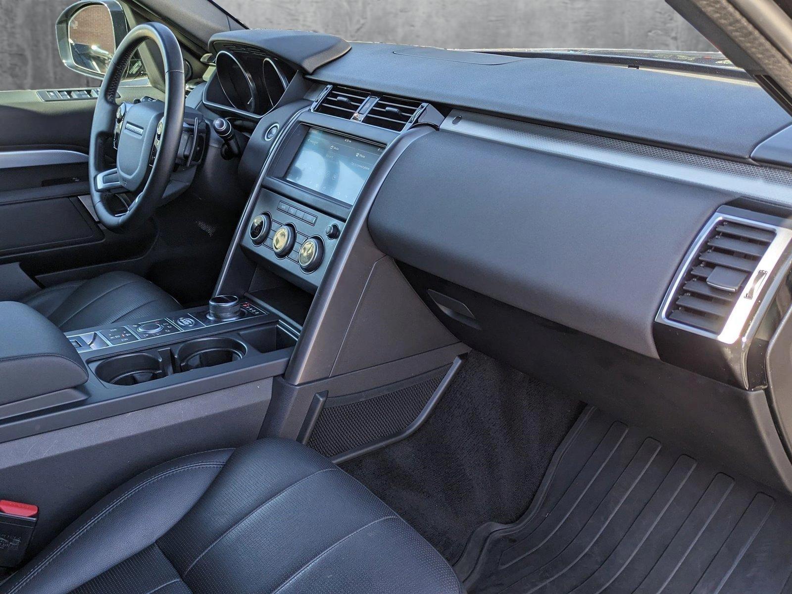 2020 Land Rover Discovery Vehicle Photo in Bethesda, MD 20852