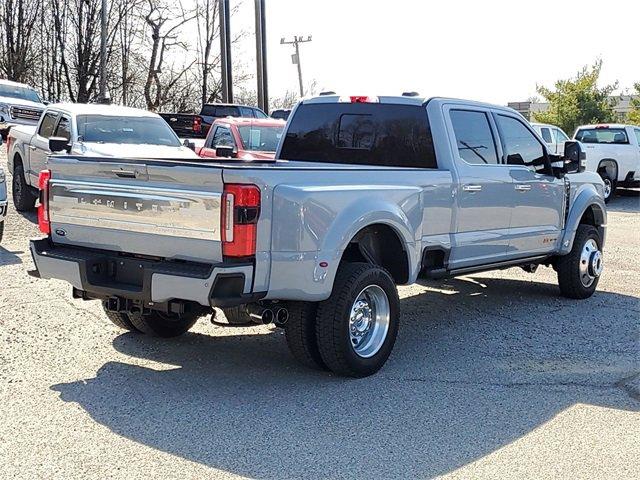 2024 Ford Super Duty F-450 DRW Vehicle Photo in MILFORD, OH 45150-1684