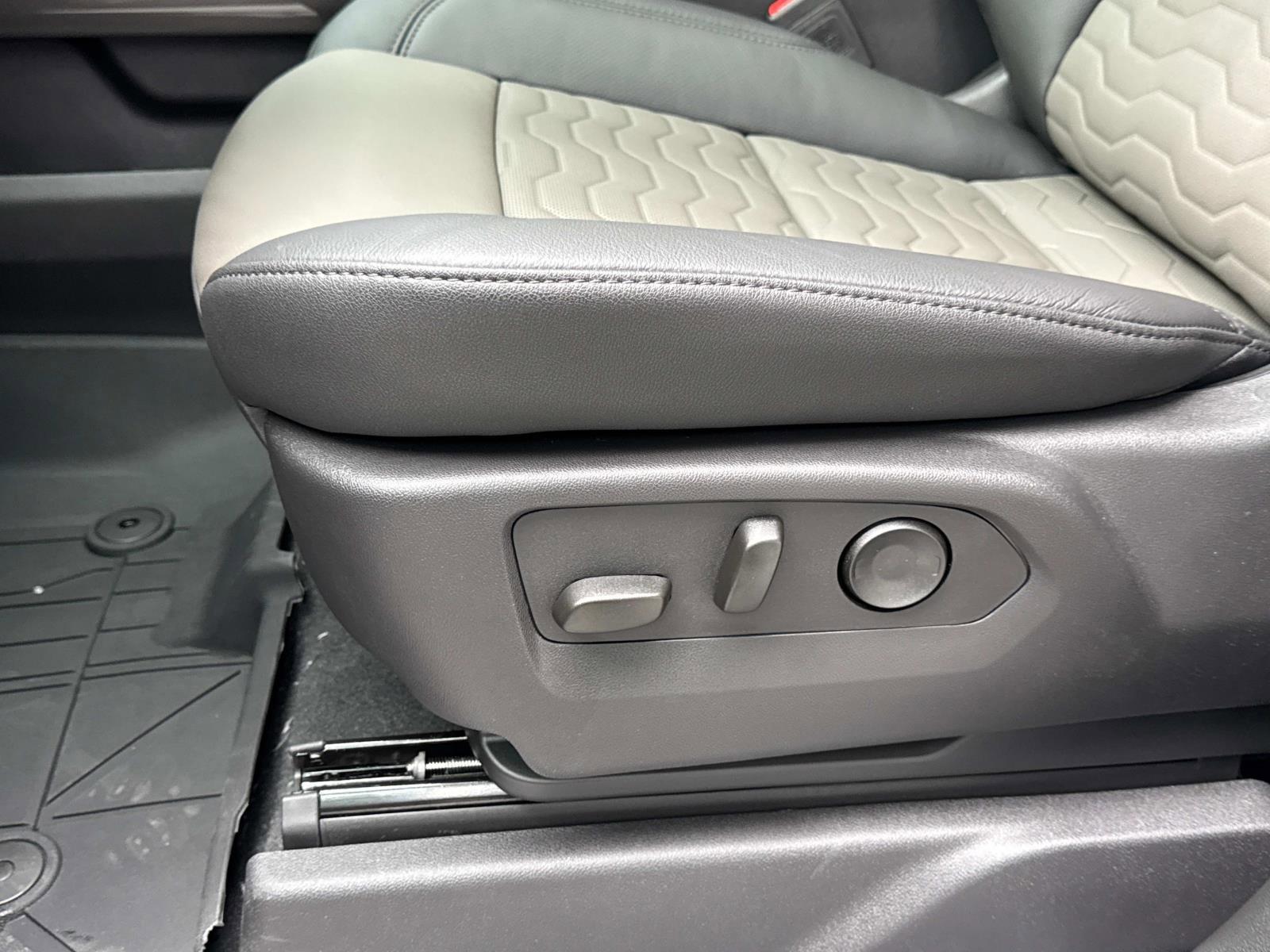2025 Chevrolet Silverado 1500 Vehicle Photo in LOS ANGELES, CA 90007-3794