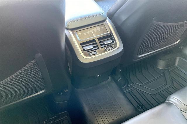 2021 Volvo XC60 Vehicle Photo in Houston, TX 77007