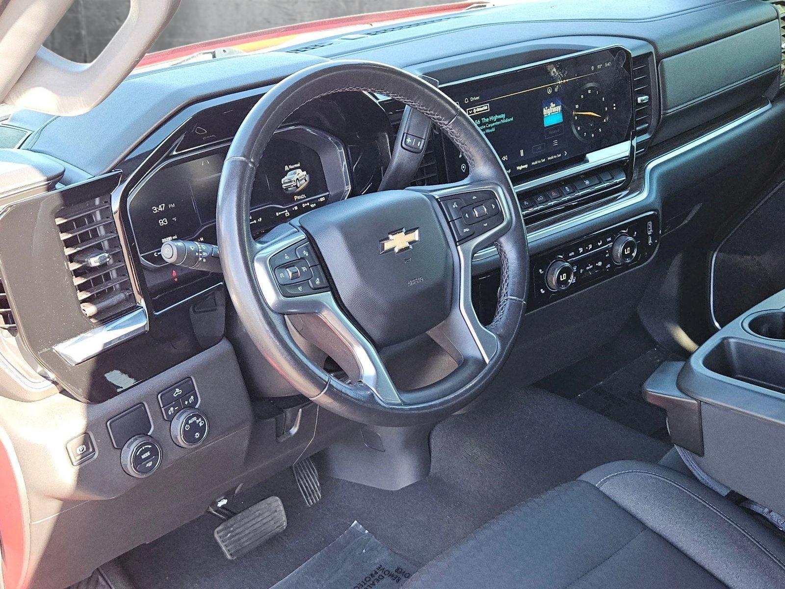2022 Chevrolet Silverado 1500 Vehicle Photo in PEORIA, AZ 85382-3715