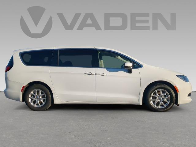 2023 Chrysler Voyager Vehicle Photo in Brunswick, GA 31525