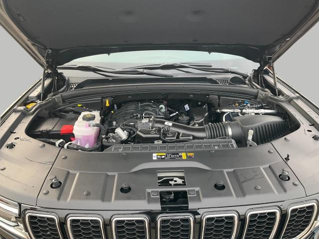 2025 Jeep Grand Cherokee L Vehicle Photo in Kaukauna, WI 54130