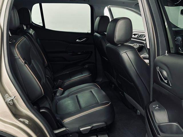 2022 GMC Acadia Vehicle Photo in MEDINA, OH 44256-9631