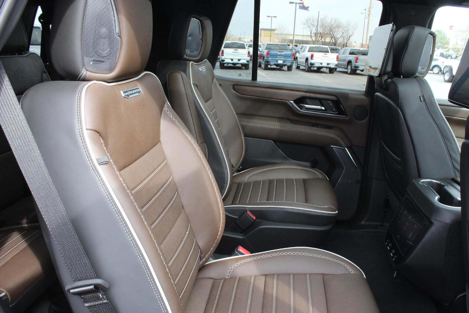 2025 GMC Yukon Vehicle Photo in AURORA, CO 80012-4011