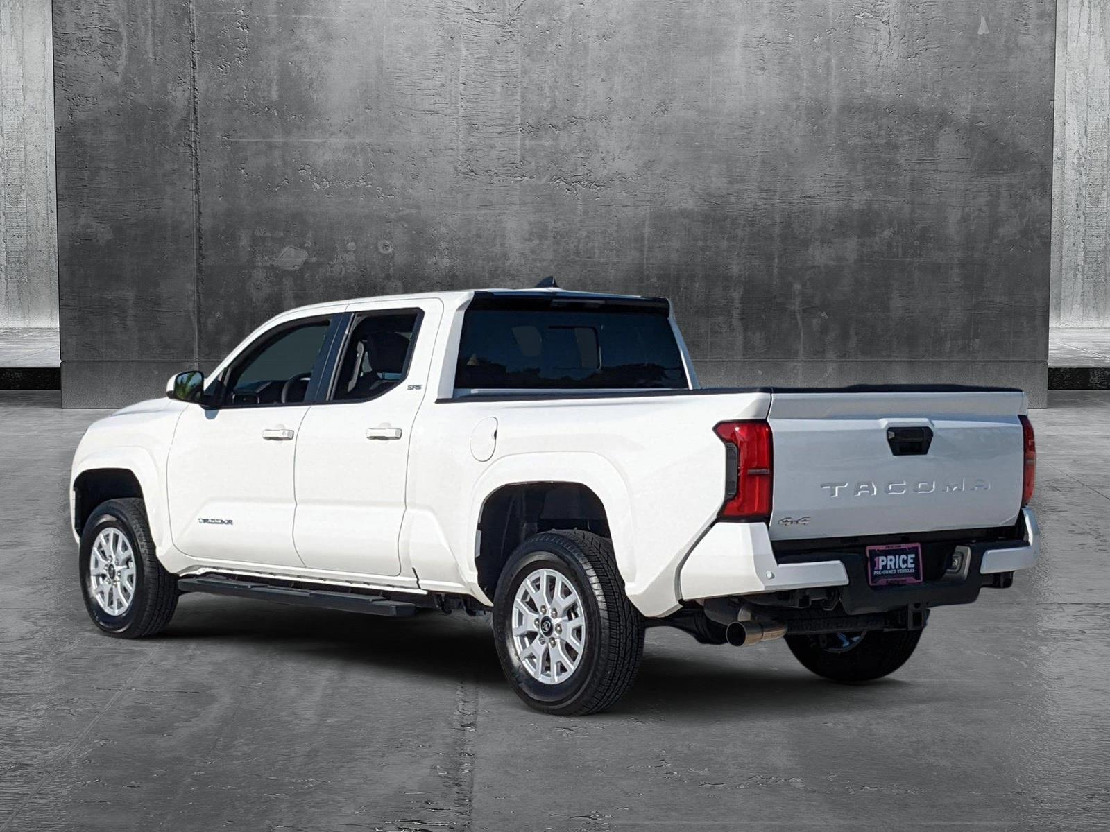 2024 Toyota Tacoma 4WD Vehicle Photo in Davie, FL 33331