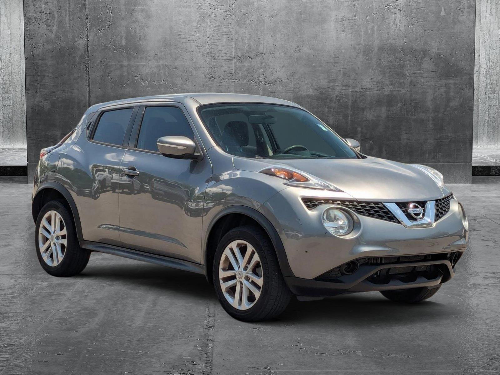 2017 Nissan JUKE Vehicle Photo in St. Petersburg, FL 33713
