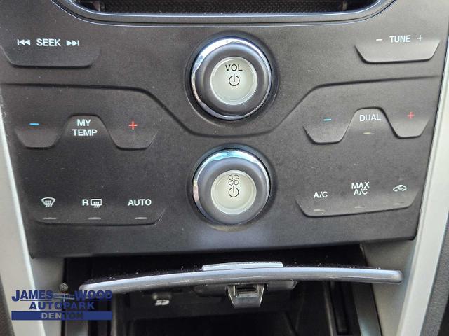 2015 Ford Explorer Vehicle Photo in DENTON, TX 76210-9321
