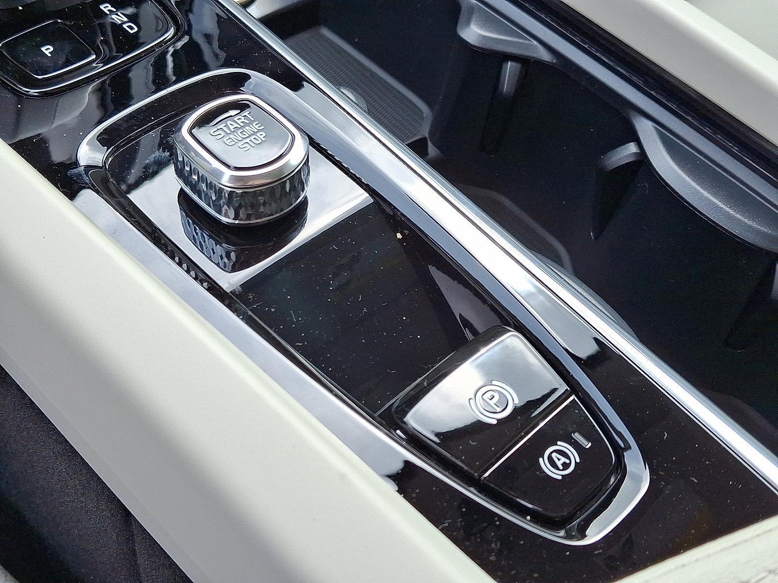 2025 Volvo XC60 Plug-In Hybrid Vehicle Photo in Trevose, PA 19053
