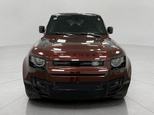 2025 Defender Vehicle Photo in Appleton, WI 54913
