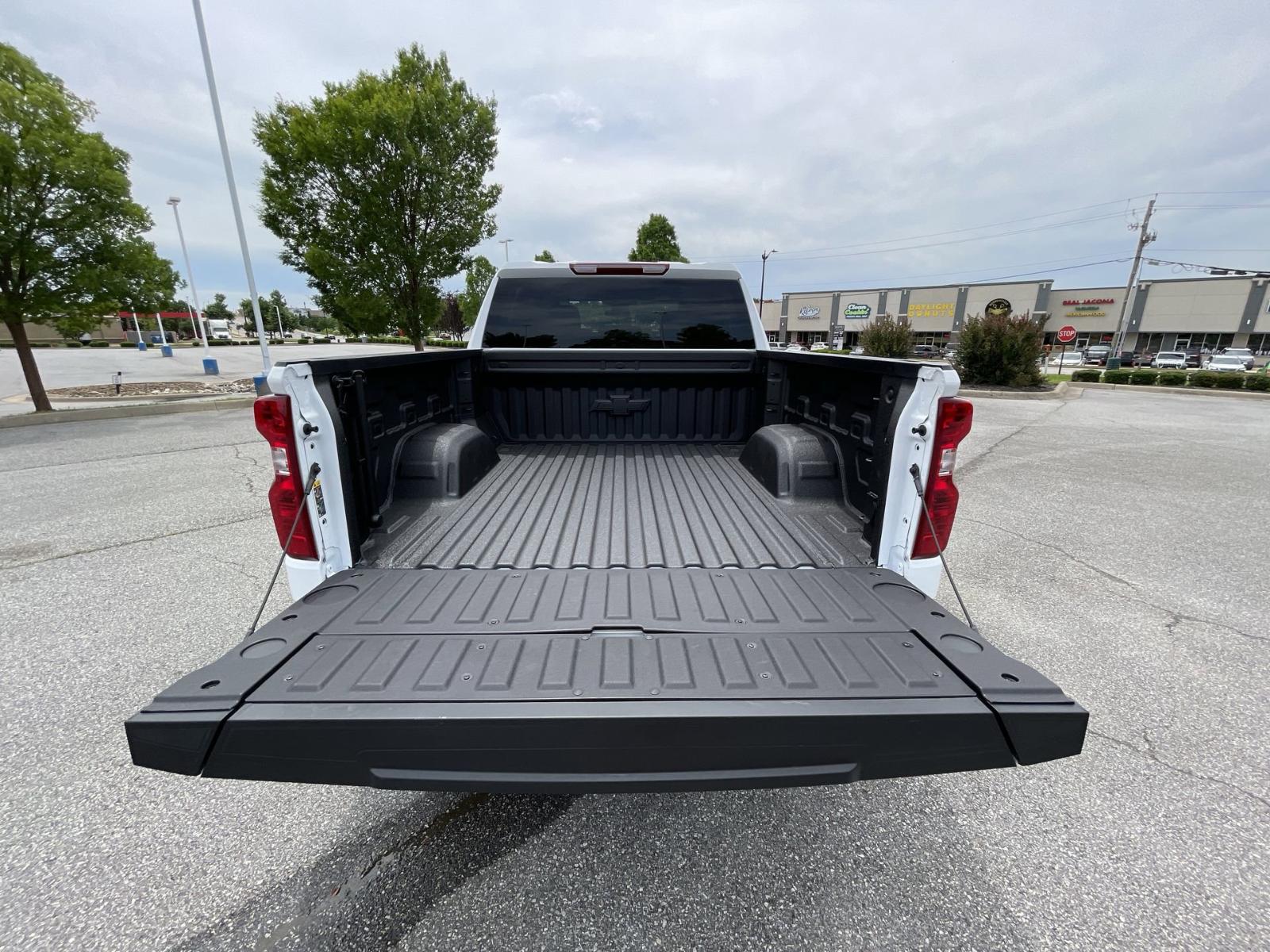 2025 Chevrolet Silverado 1500 Vehicle Photo in BENTONVILLE, AR 72712-4322