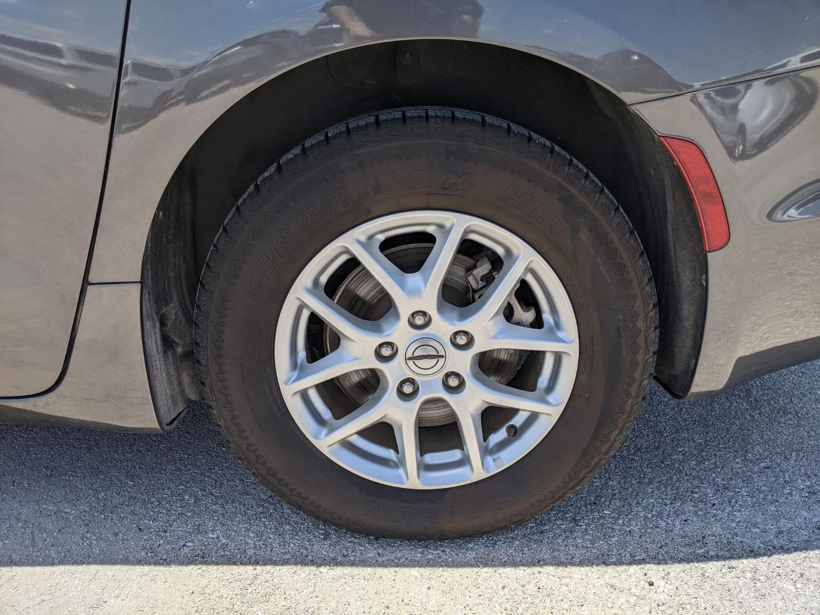 2021 Chrysler Pacifica Vehicle Photo in Seguin, TX 78155