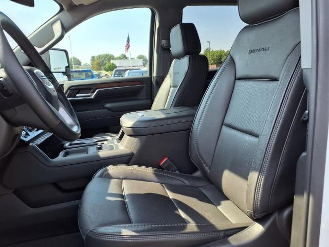 2024 GMC Sierra 3500 HD Vehicle Photo in EMPORIA, VA 23847-1235