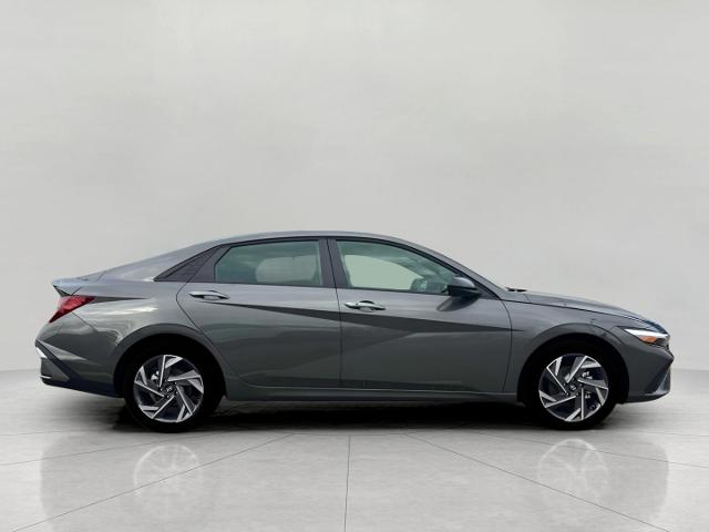 2025 Hyundai ELANTRA Vehicle Photo in Green Bay, WI 54304