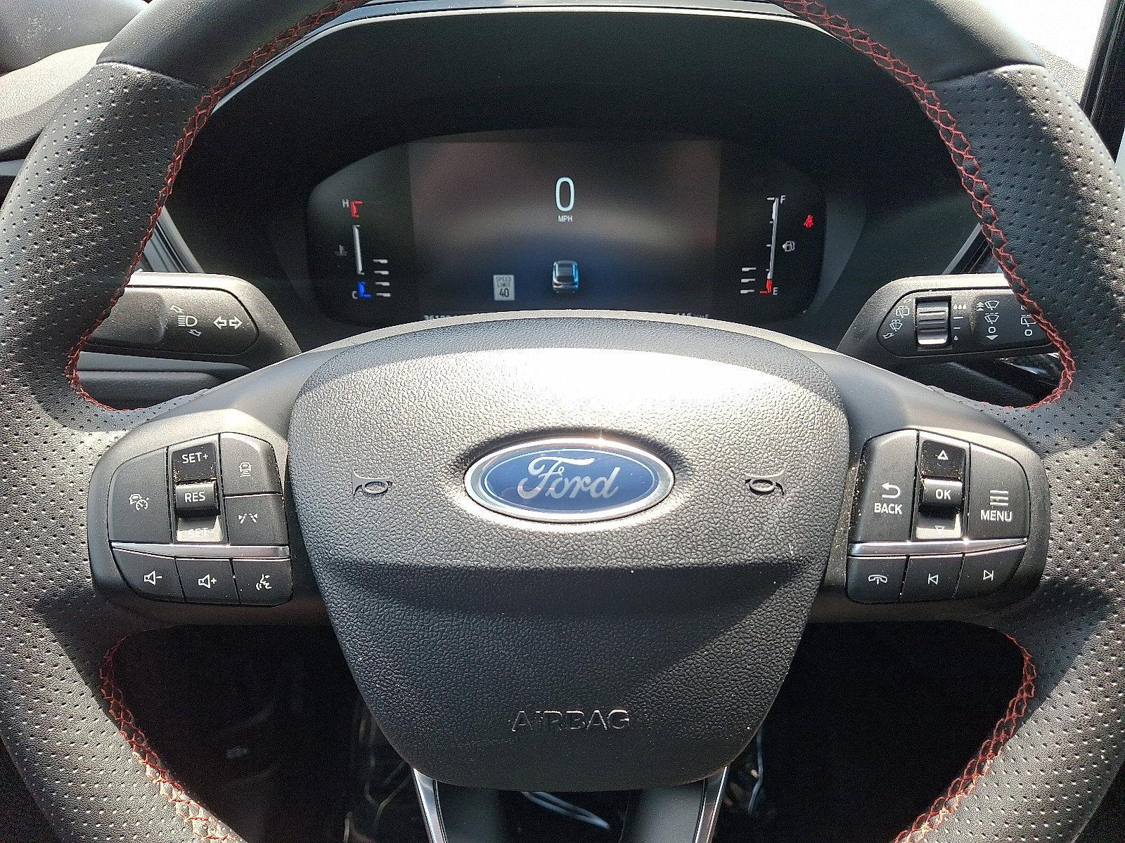 2023 Ford Escape Vehicle Photo in Harrisburg, PA 17111-1033