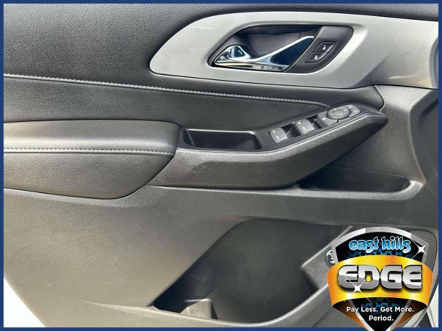2022 Chevrolet Traverse Vehicle Photo in Roslyn, NY 11576