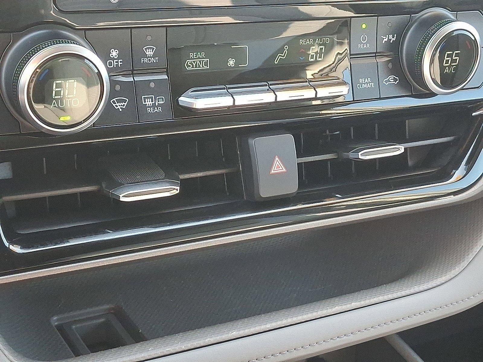 2022 Toyota Highlander Vehicle Photo in Harrisburg, PA 17111