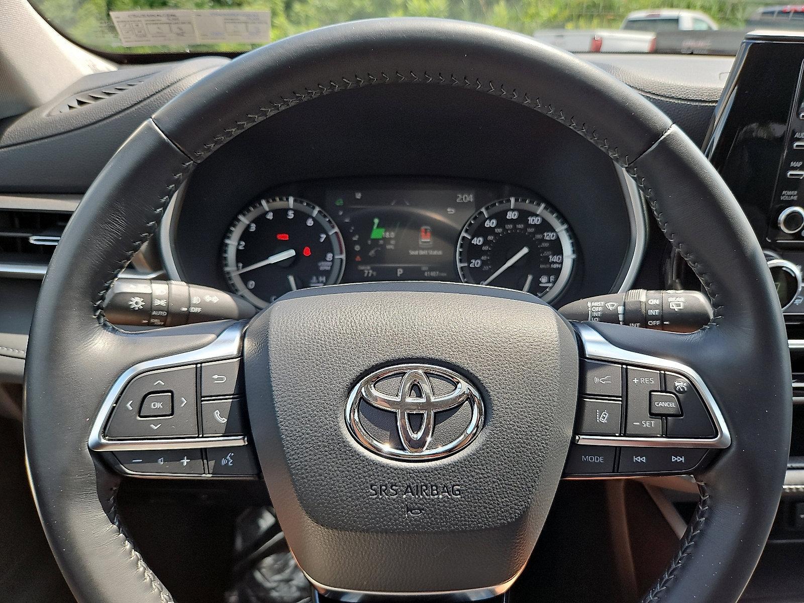 2021 Toyota Highlander Vehicle Photo in Trevose, PA 19053