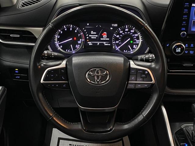 2022 Toyota Highlander Vehicle Photo in Appleton, WI 54913