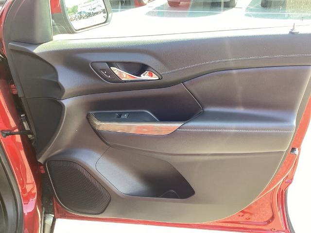 2023 GMC Acadia Vehicle Photo in GARDNER, MA 01440-3110