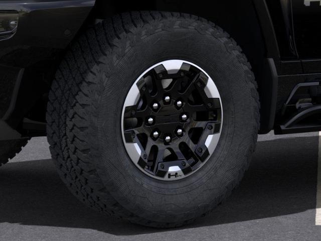 2025 GMC HUMMER EV SUV Vehicle Photo in LAUREL, MD 20707-4622