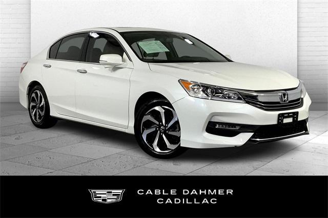 2016 Honda Accord Sedan Vehicle Photo in KANSAS CITY, MO 64114-4545