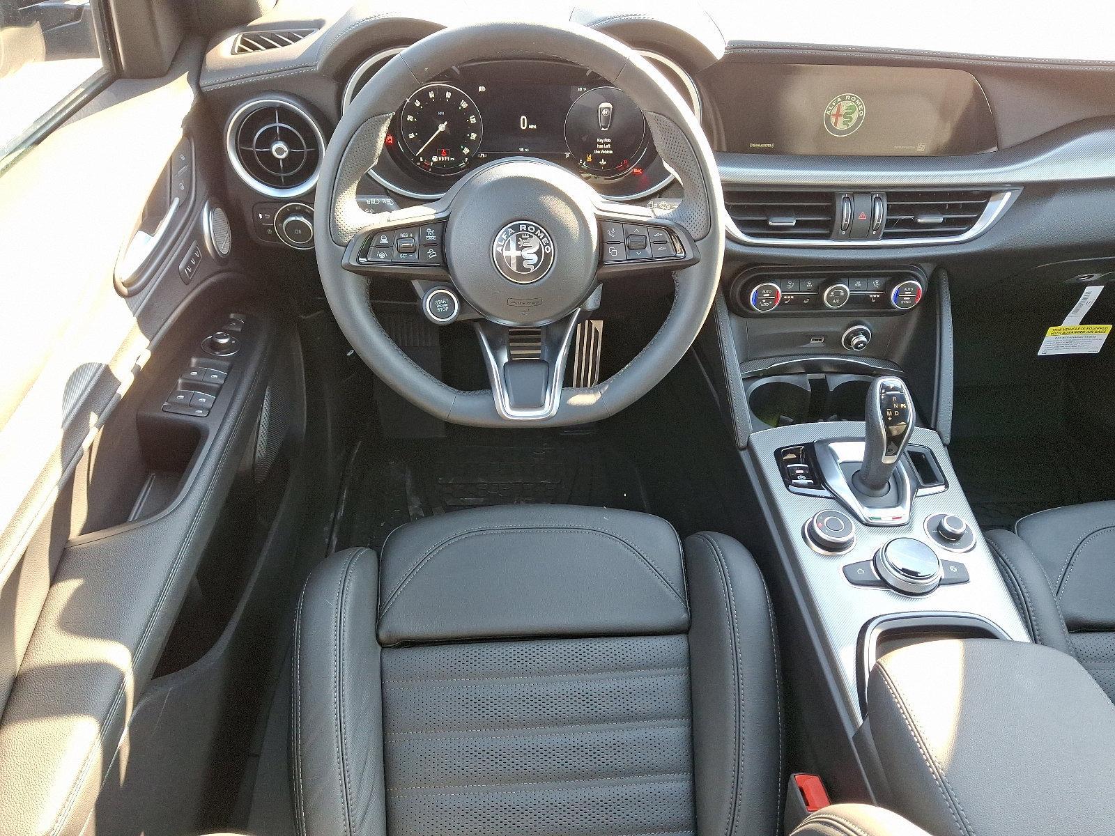 2025 Alfa Romeo Stelvio Vehicle Photo in Mechanicsburg, PA 17050