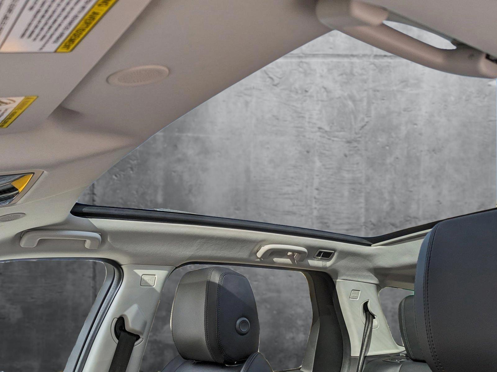 2024 Land Rover Discovery Sport Vehicle Photo in Bethesda, MD 20852