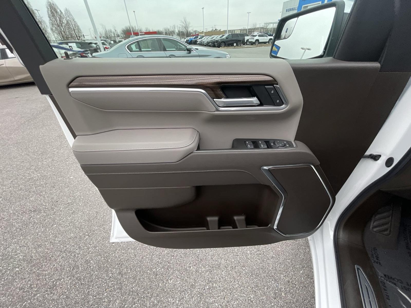 2025 Chevrolet Silverado 1500 Vehicle Photo in BENTONVILLE, AR 72712-4322