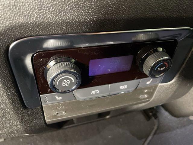 2025 Chevrolet Tahoe Vehicle Photo in PHOENIX, AZ 85014-3381