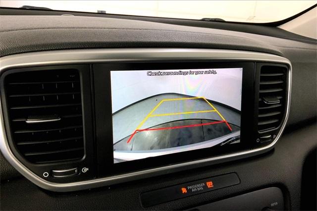 2021 Kia Sportage Vehicle Photo in Lees Summit, MO 64086