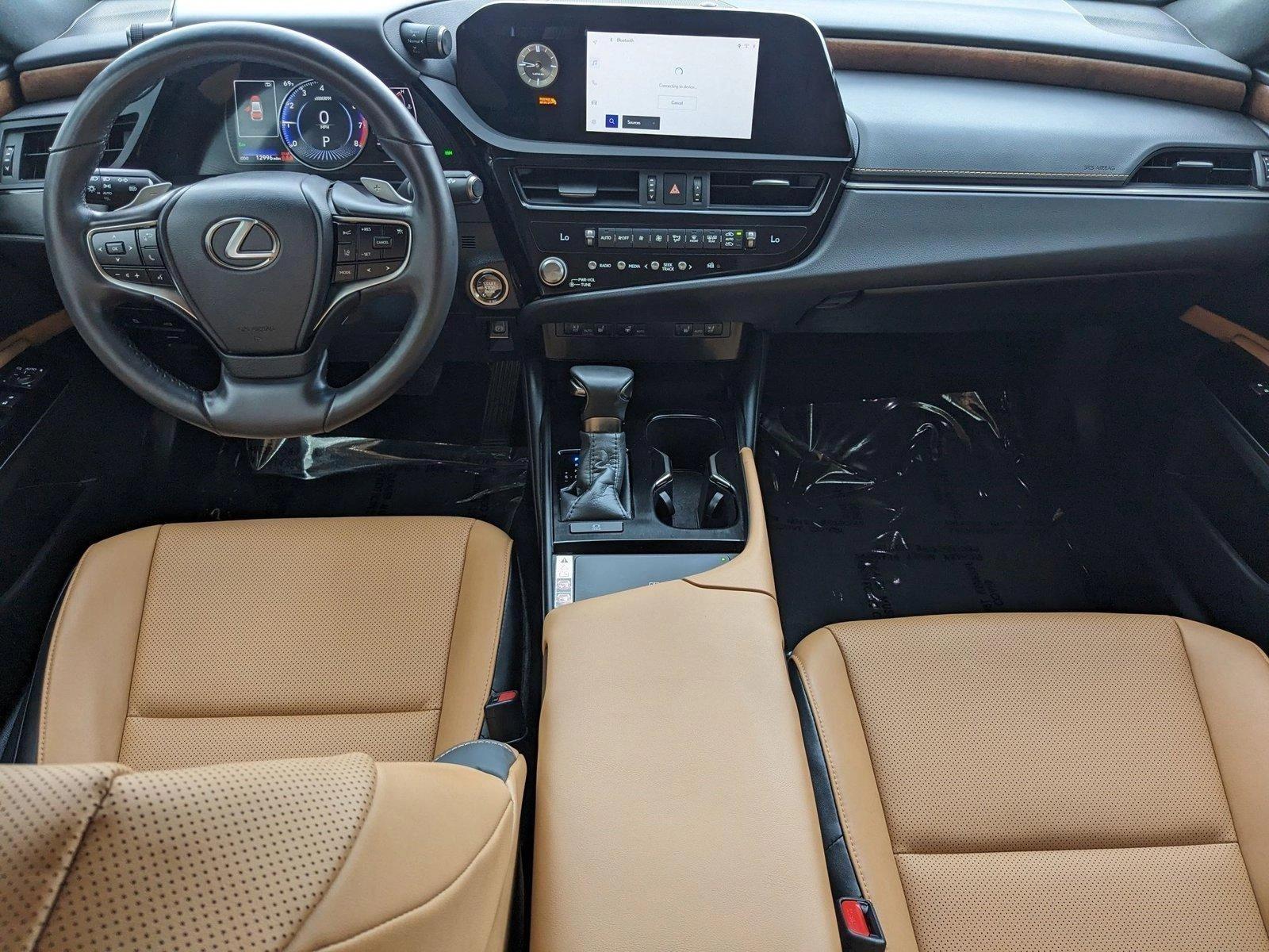 2024 Lexus ES 350 Vehicle Photo in Tampa, FL 33614