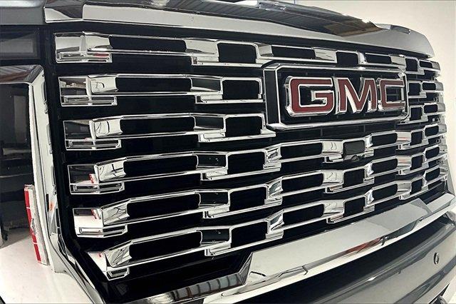 2024 GMC Sierra 2500 HD Vehicle Photo in TOPEKA, KS 66609-0000