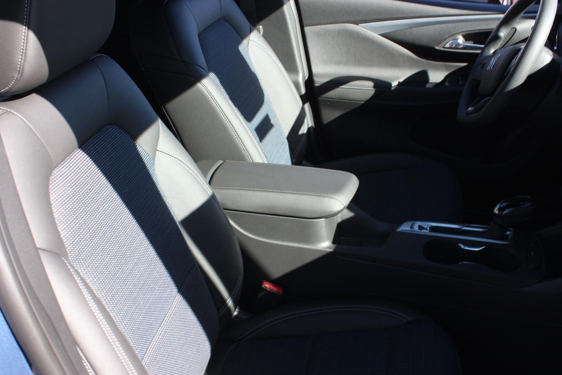 2025 Buick Envista Vehicle Photo in AURORA, CO 80012-4011